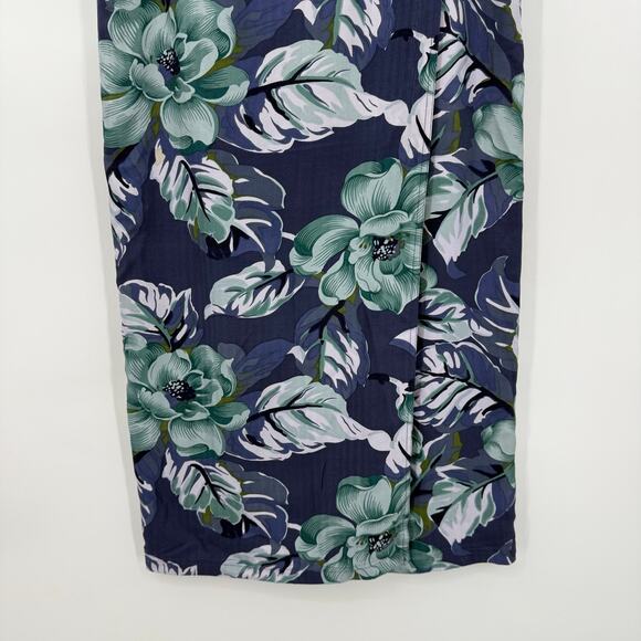 Tommy Bahama Size 6 100% Silk Floral Wrap Skirt Blue Green Pool Coverup - Picture 3 of 8